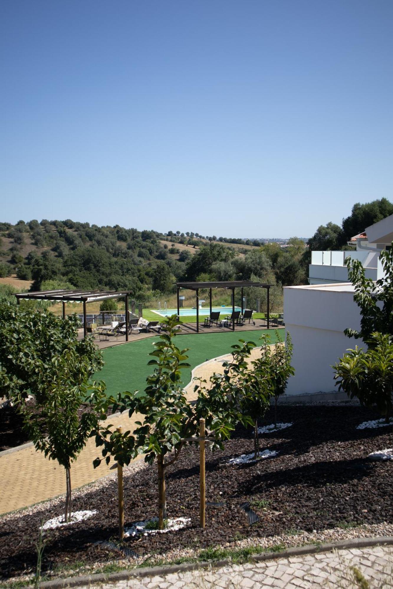Aires Da Serra Hotel Torres Novas Exteriör bild